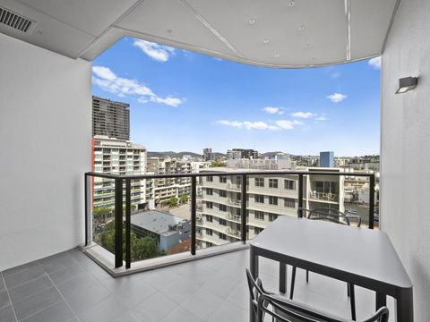 Lucid Living Brisbane - Hotel WA 3