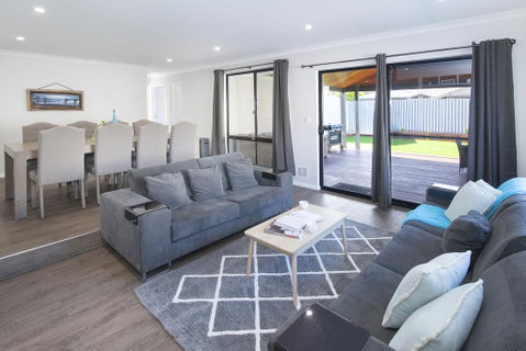 Luxury Renovated Home-5BR-meters From The Beach - Hotel WA 1