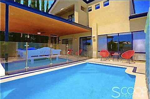 LUXURY VILLA W POOL & SPAS - Hotel WA 0