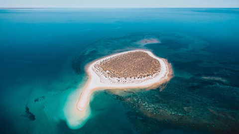 Mackerel Islands - Hotel WA 2