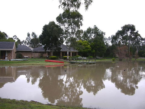 Magdala Motor Lodge & Lakeside Restaurant - Hotel WA 3
