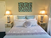 Book Bowral Accommodation Vacations Hotel WA Hotel WA