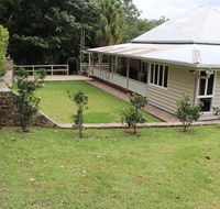Mapleton Falls Farm House - Hotel WA