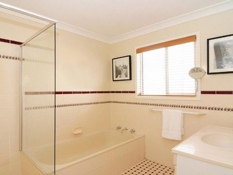 Marilyn's - 180 Degree Views Of Jervis Bay - Hotel WA 1