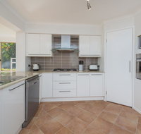 Mariner Beach House - Salamander Bay