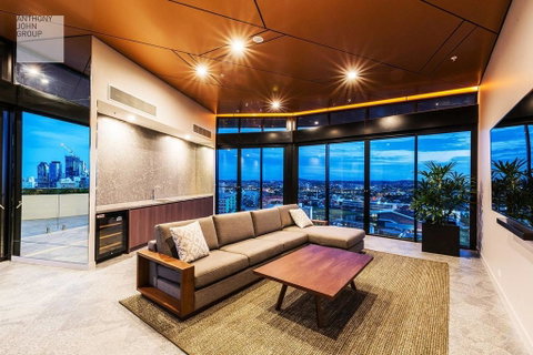 Modern Apartment In South Brisbane Infinity Pool - Hotel WA 3