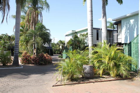 Mt Isa Irish Club Accommodation - Hotel WA 2