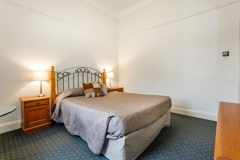 Nelsons Of Bridgetown - Hotel WA 1