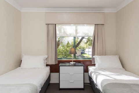 Subiaco Village 30 - Hotel WA 18