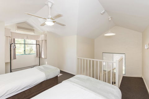 Subiaco Village 30 - Hotel WA 22