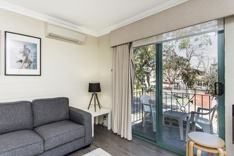 Subiaco Village 30 - Hotel WA 6