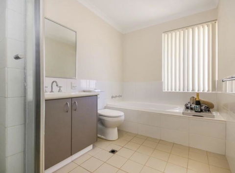 Holiday Home Near Perth City / Airport / Stadium / Casino - Hotel WA 13