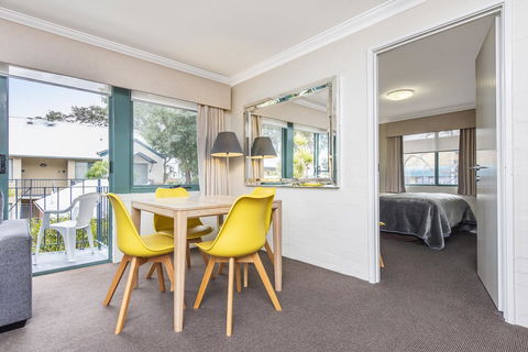 Subiaco Village 20 - Hotel WA 3