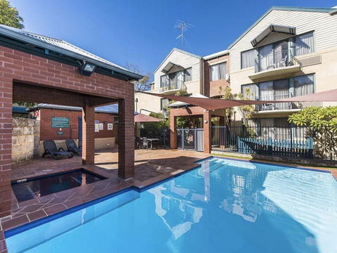 Subiaco Village 20 - Hotel WA 17