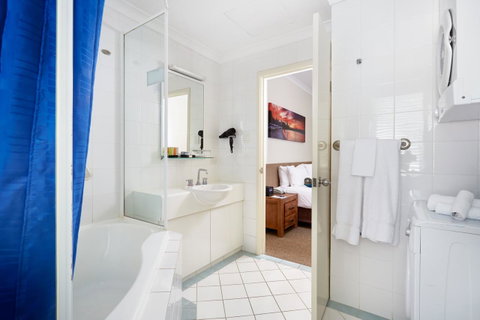 Broadwater Resort Como - Hotel WA 9