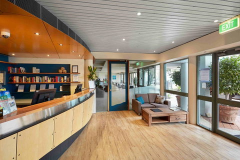 Broadwater Resort Como - Hotel WA 35