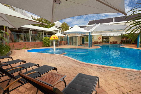 Broadwater Resort Como - Hotel WA 31