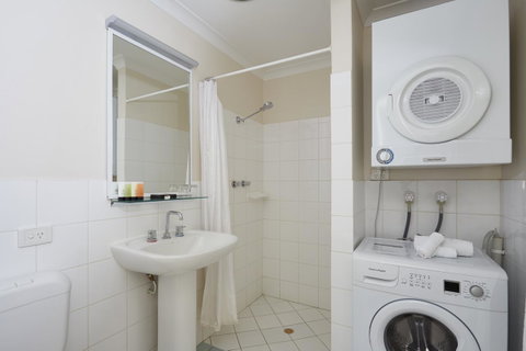 Broadwater Resort Como - Hotel WA 8