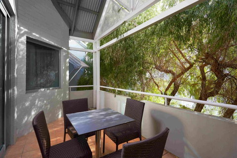 Broadwater Resort Como - Hotel WA 14