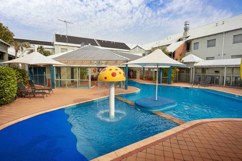 Broadwater Resort Como - Hotel WA 26