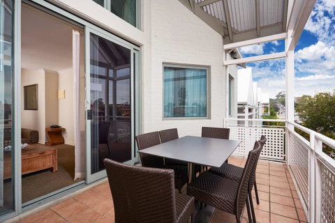 Broadwater Resort Como - Hotel WA 23