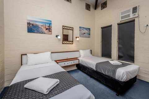 Nightcap At Wintersun Hotel - Hotel WA 14