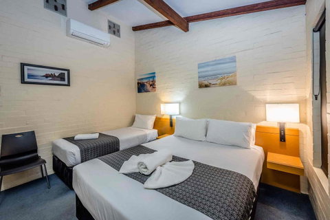 Nightcap At Wintersun Hotel - Hotel WA 12