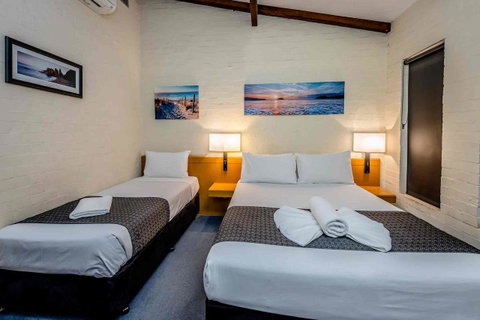 Nightcap At Wintersun Hotel - Hotel WA 20