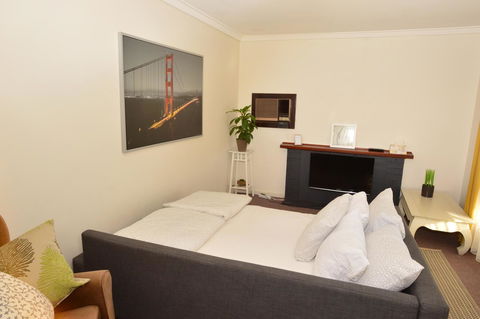 Midgard Cottage - Great Location & Close To Airport - Hotel WA 12