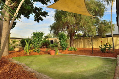 Midgard Cottage - Great Location & Close To Airport - Hotel WA 26