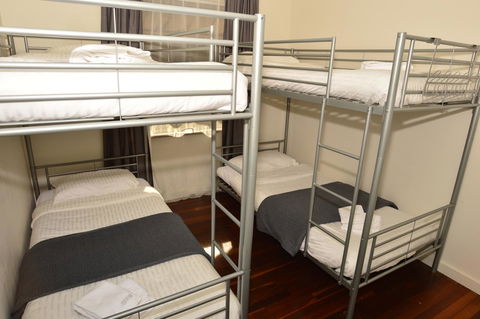 Midgard Cottage - Great Location & Close To Airport - Hotel WA 17
