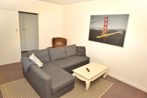 Midgard Cottage - Great Location & Close To Airport - Hotel WA 8