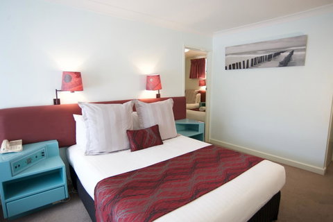SureStay Hotel By Best Western The Clarence On Melville - Hotel WA 18