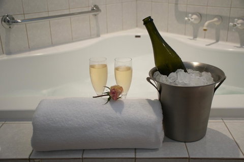 SureStay Hotel By Best Western The Clarence On Melville - Hotel WA 20