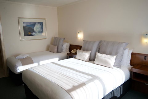 SureStay Hotel By Best Western The Clarence On Melville - Hotel WA 0