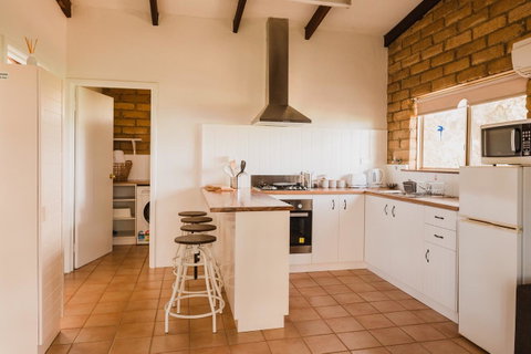 Margaret River Holiday Cottages - Hotel WA 5