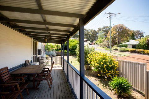 Yvonnes Rest Holiday Home - Hotel WA 1