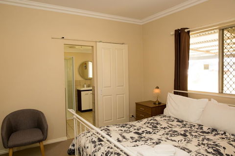 Yvonnes Rest Holiday Home - Hotel WA 3