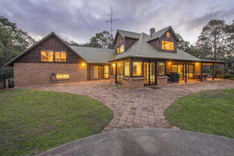 A Hidden Bush Delight - Hotel WA 4
