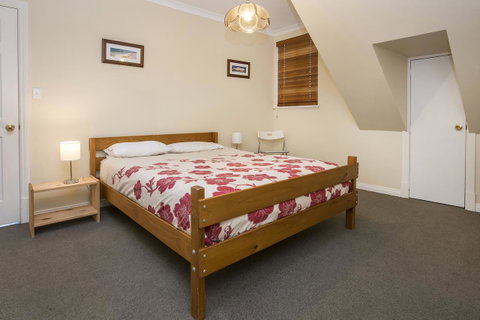 A Hidden Bush Delight - Hotel WA 24