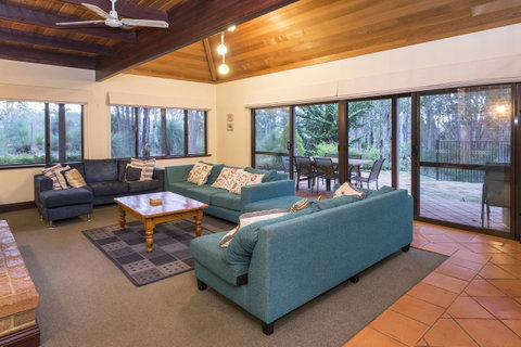 A Hidden Bush Delight - Hotel WA 13