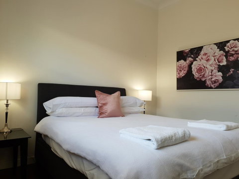 Leisurely Manor - Spacious Three Bedroom Home In Fremantle - Hotel WA 2