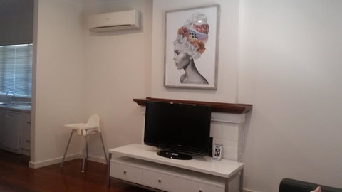 Leisurely Manor - Spacious Three Bedroom Home In Fremantle - Hotel WA 6