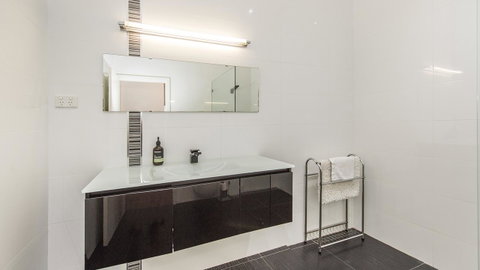 Leisurely Manor - Spacious Three Bedroom Home In Fremantle - Hotel WA 18