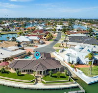 LA ANCHOR ON THE CANALS MANDURAH - Hotel WA