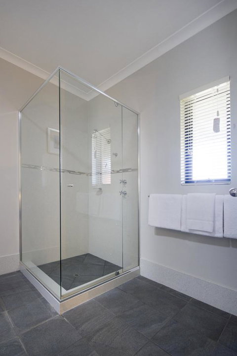 Vintages Accommodation - Hotel WA 13