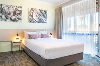 Book Wanneroo Accommodation Vacations Hotel WA Hotel WA