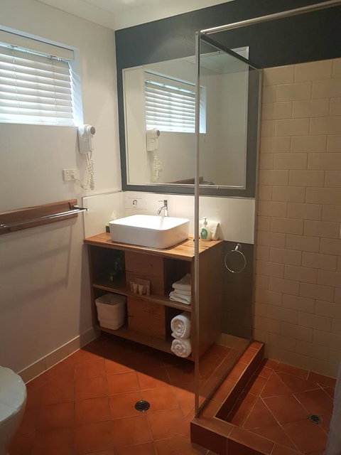 Adamsons Riverside Accommodation - Hotel WA 2