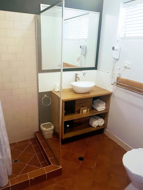 Adamsons Riverside Accommodation - Hotel WA 5