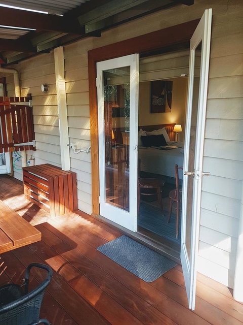 Adamsons Riverside Accommodation - Hotel WA 21